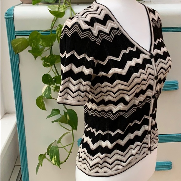 Loft Cardigan, Black and Ivory Patterned Sweater, Short Sleeved Cardigan - Picture 4 of 7